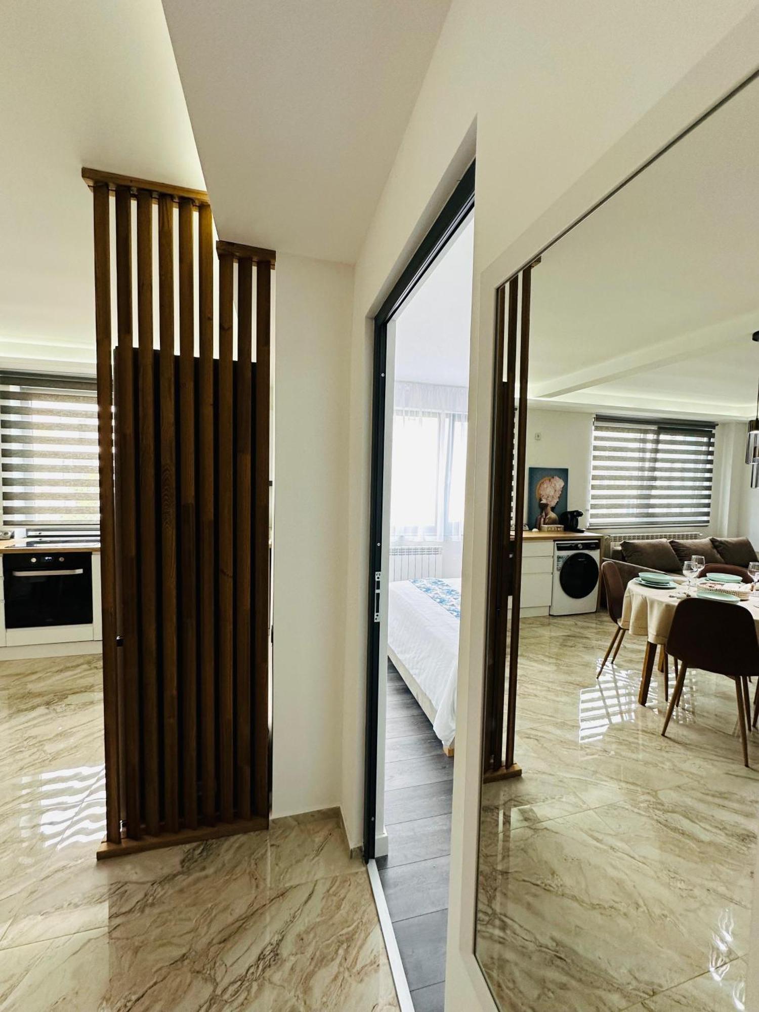 Amos Apartment-Ultracentral-Free Parking Cluj-Napoca Esterno foto